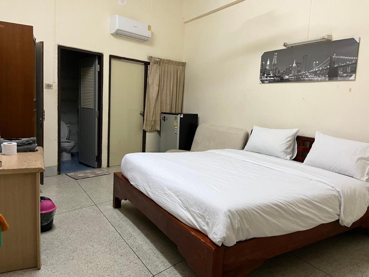 Hostel 104 Wanna